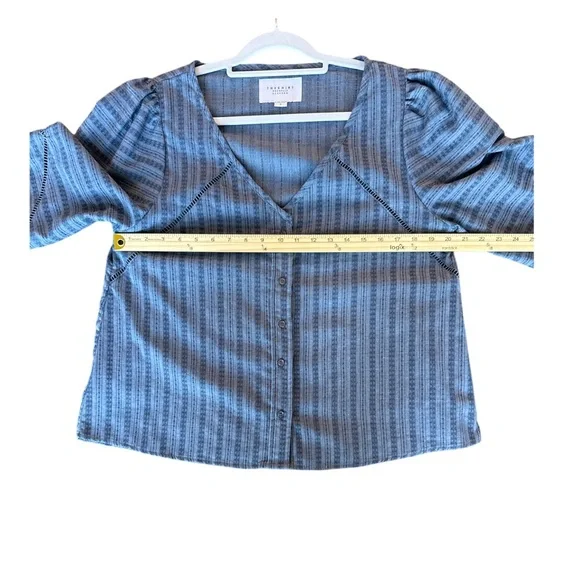 The Shirt by Rochelle Behrens Blue Buttoned Blouse with Relaxed Fit - Picture 3 of 4